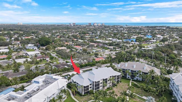 235 Bay Colony Drive N, Juno Beach, FL 33408