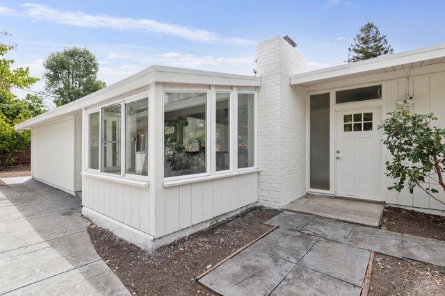 1046 Metro Circle, Palo Alto, CA 94303