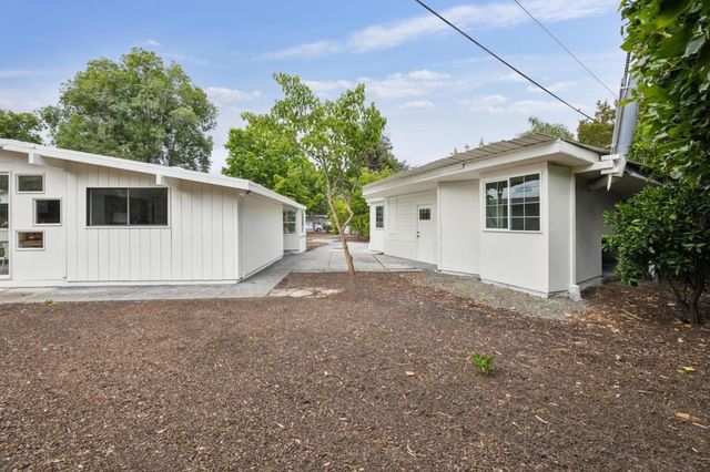 1046 Metro Circle, Palo Alto, CA 94303