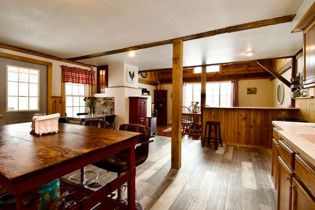 440 Chauncey Walker St, Belchertown, MA 01007