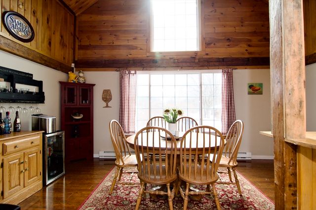 440 Chauncey Walker St, Belchertown, MA 01007