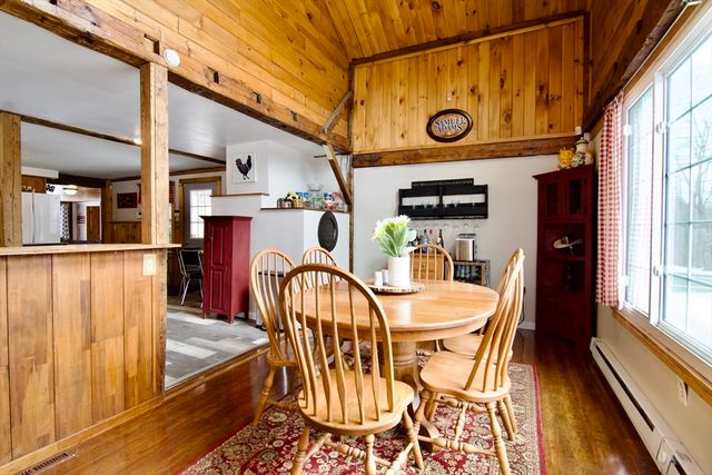 440 Chauncey Walker St, Belchertown, MA 01007