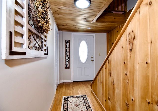 440 Chauncey Walker St, Belchertown, MA 01007