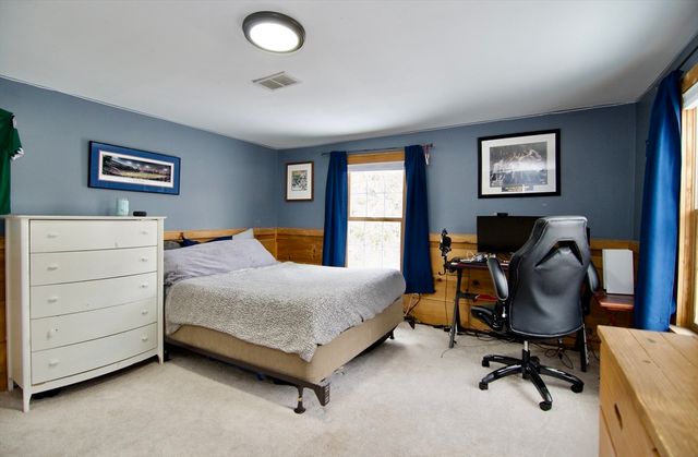 440 Chauncey Walker St, Belchertown, MA 01007