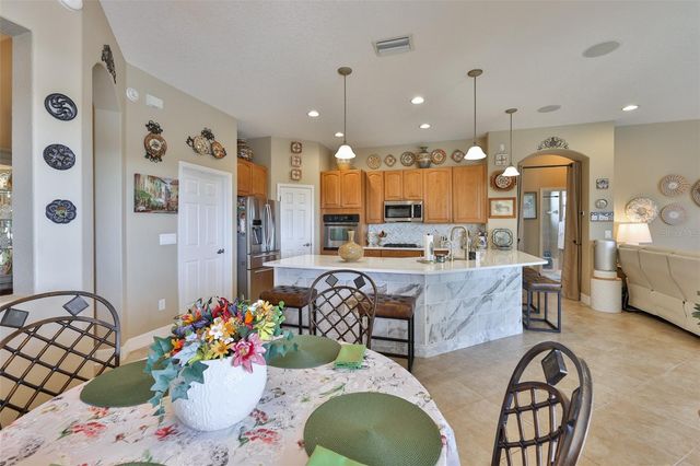 328 NOBLE FAIRE DRIVE, Sun City Center, FL 33573