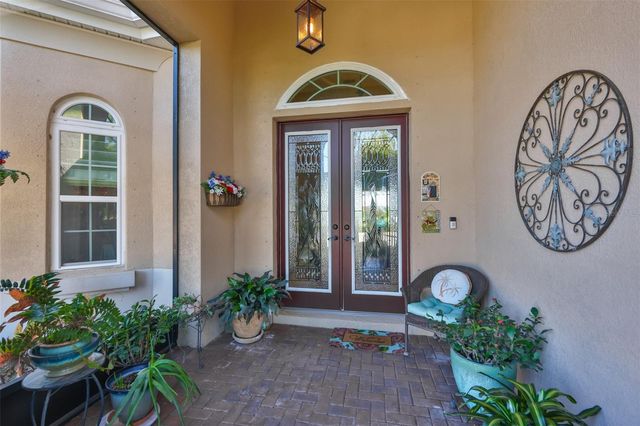 328 NOBLE FAIRE DRIVE, Sun City Center, FL 33573