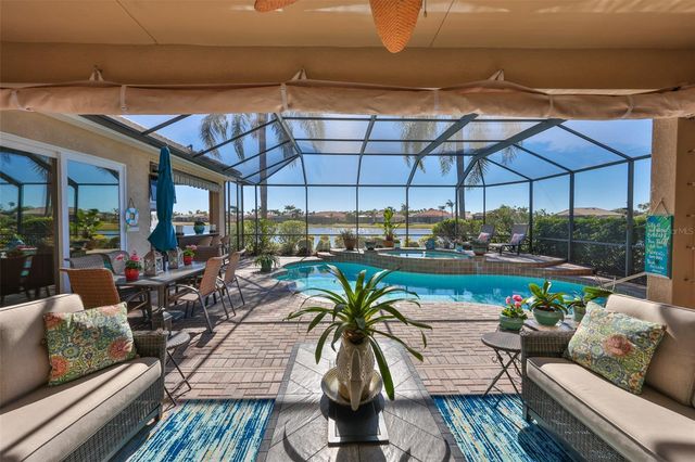 328 NOBLE FAIRE DRIVE, Sun City Center, FL 33573