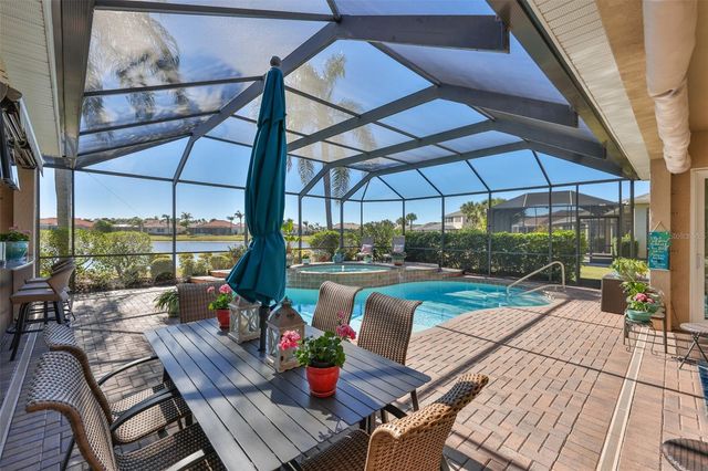 328 NOBLE FAIRE DRIVE, Sun City Center, FL 33573