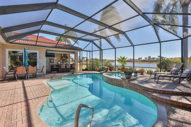 328 NOBLE FAIRE DRIVE, Sun City Center, FL 33573