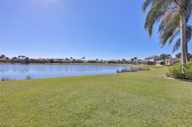 328 NOBLE FAIRE DRIVE, Sun City Center, FL 33573