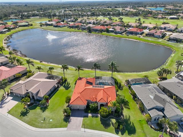 328 NOBLE FAIRE DRIVE, Sun City Center, FL 33573