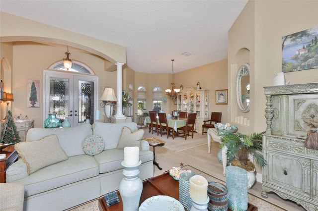 328 NOBLE FAIRE DRIVE, Sun City Center, FL 33573