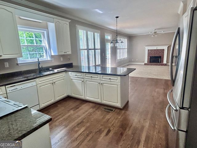 25 Heron Point, Newnan, GA 30263