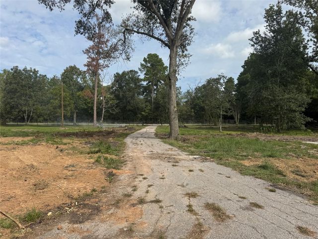 13284 Calhoun Road, Conroe, TX 77302