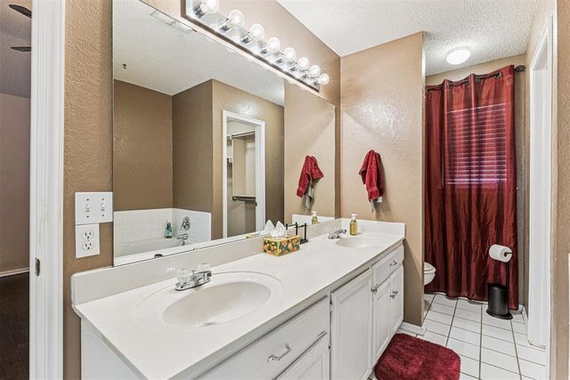 1220 Eastview Circle, Yukon, OK 73099