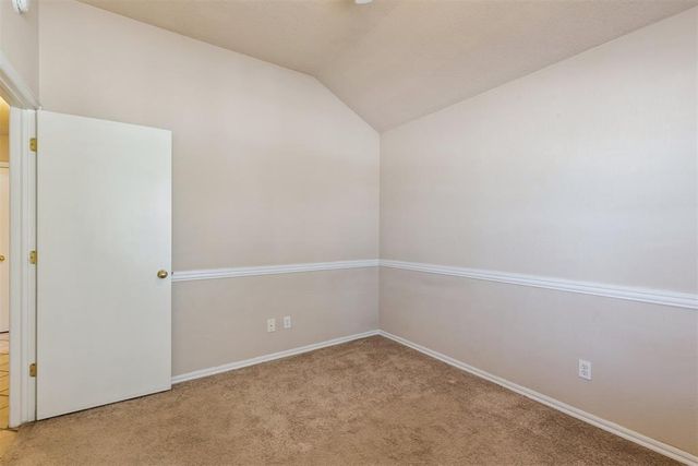 1220 Eastview Circle, Yukon, OK 73099