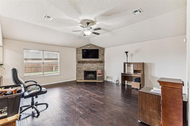 1220 Eastview Circle, Yukon, OK 73099