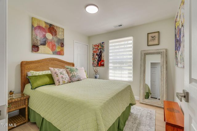1817 Ridgemont Drive, Greeneville, TN 37745
