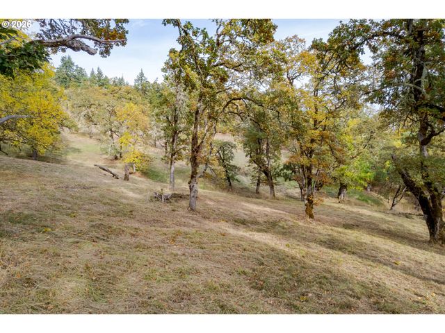 Hidden Meadows, Eugene, OR 97405
