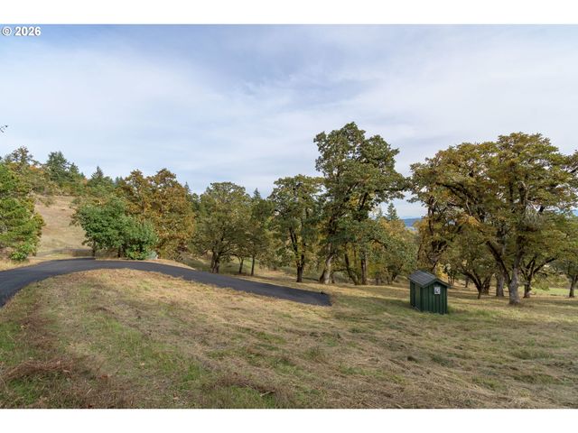 Hidden Meadows, Eugene, OR 97405