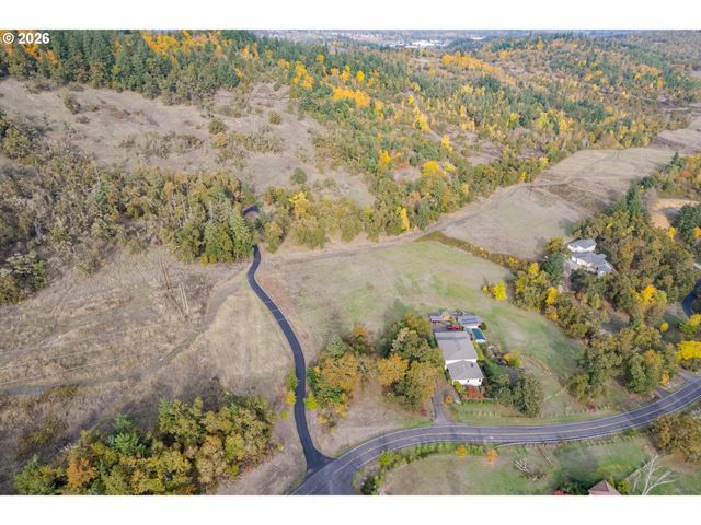 Hidden Meadows, Eugene, OR 97405
