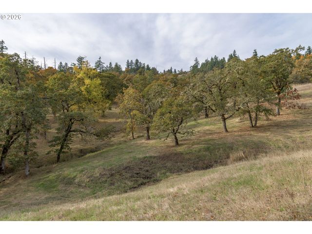 Hidden Meadows, Eugene, OR 97405