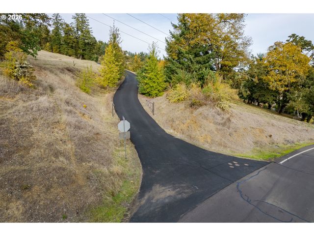 Hidden Meadows, Eugene, OR 97405