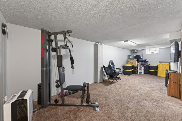 2144 Geranium Avenue E, Saint Paul, MN 55119
