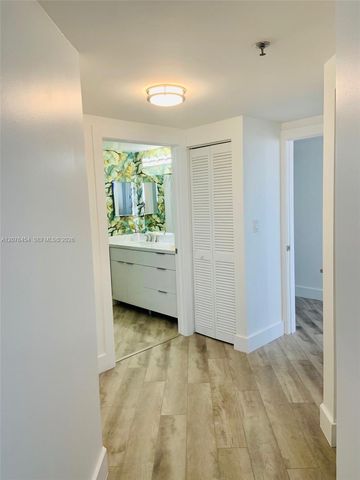 6422 Collins Avenue 804, Miami Beach, FL 33141