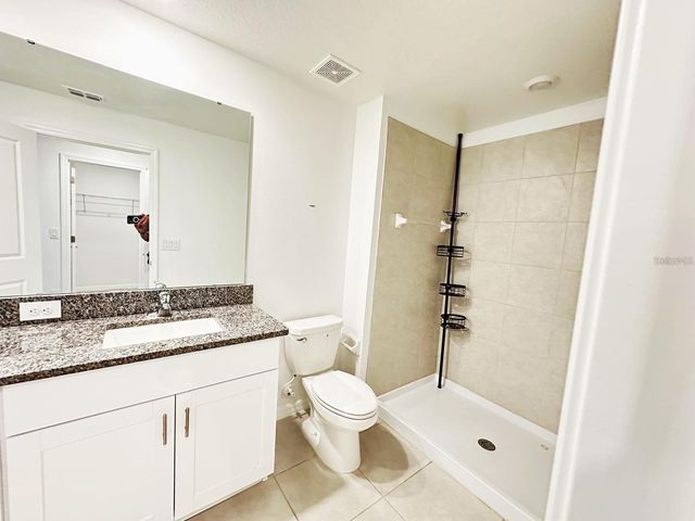 8239 CRESCENT OAKS DRIVE, New Port Richey, FL 34655