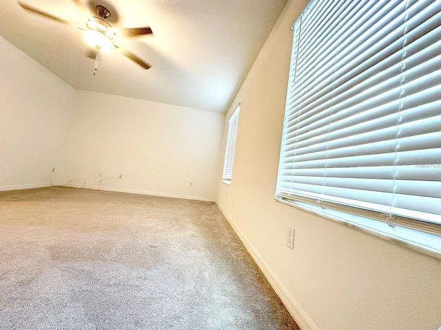 8239 CRESCENT OAKS DRIVE, New Port Richey, FL 34655