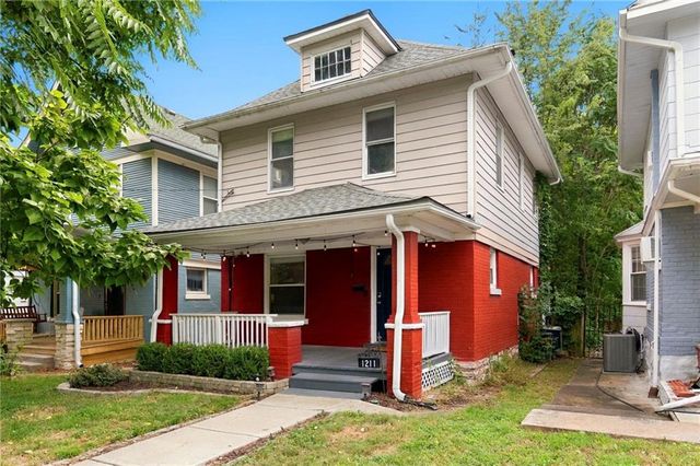 1211 W 40th Street, Kansas City, MO 64111