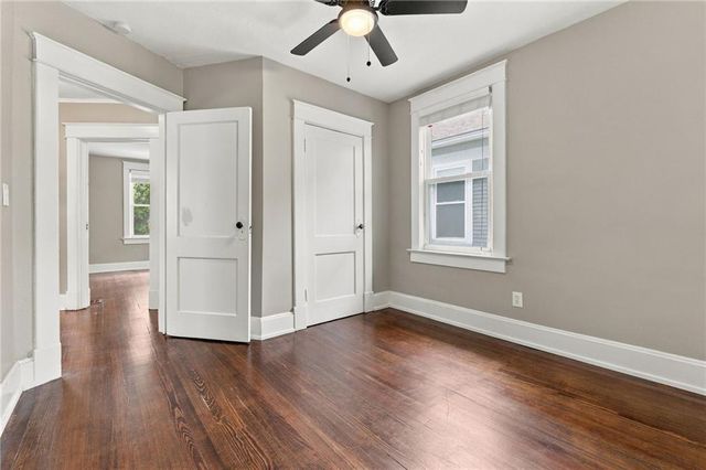 1211 W 40th Street, Kansas City, MO 64111