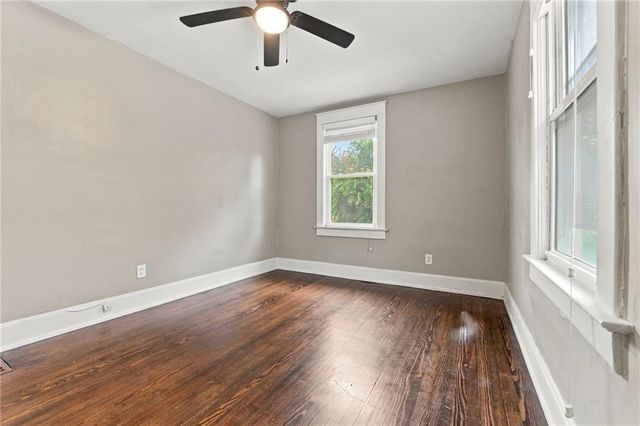 1211 W 40th Street, Kansas City, MO 64111