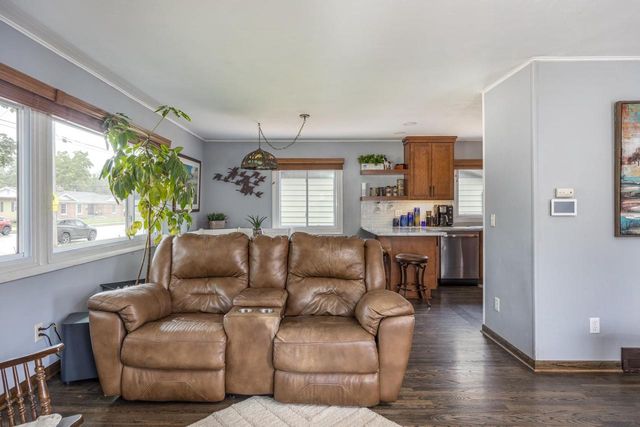 1406 HAZEL STREET, Oshkosh, WI 54901