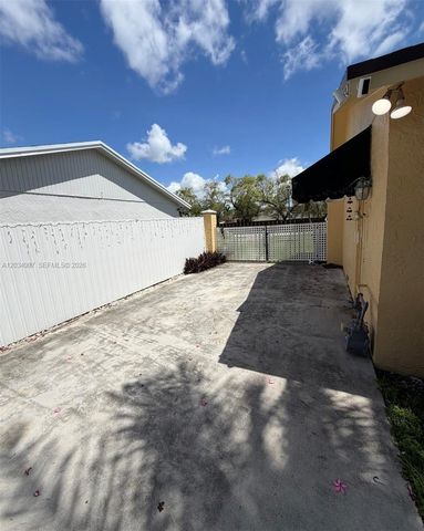 13220 SW 86th Ln 13220, Miami, FL 33183