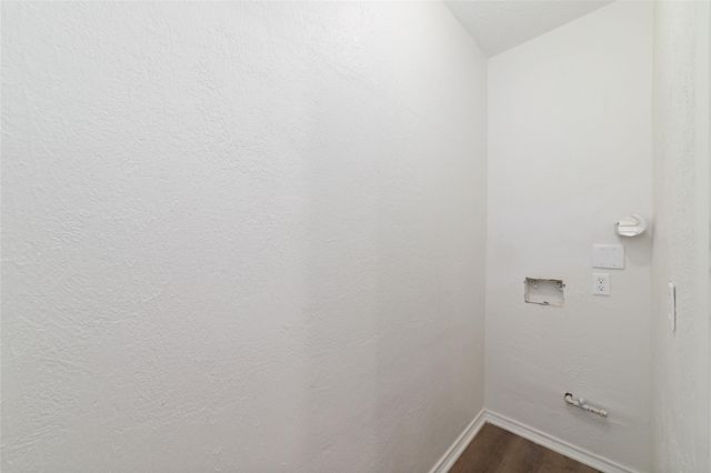 6905 Kassarine Pass, Houston, TX 77033