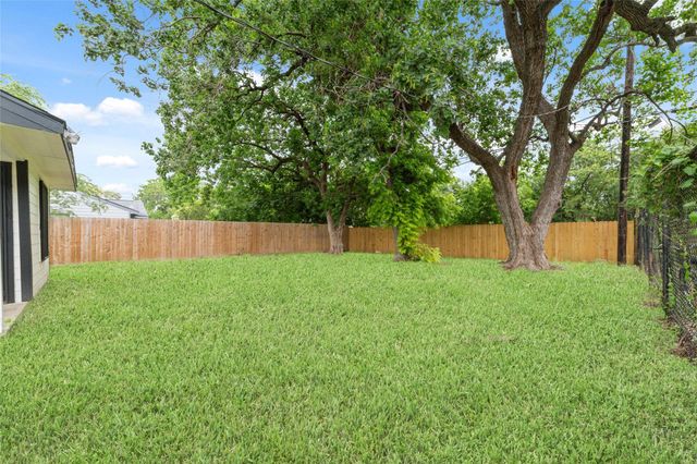 6905 Kassarine Pass, Houston, TX 77033