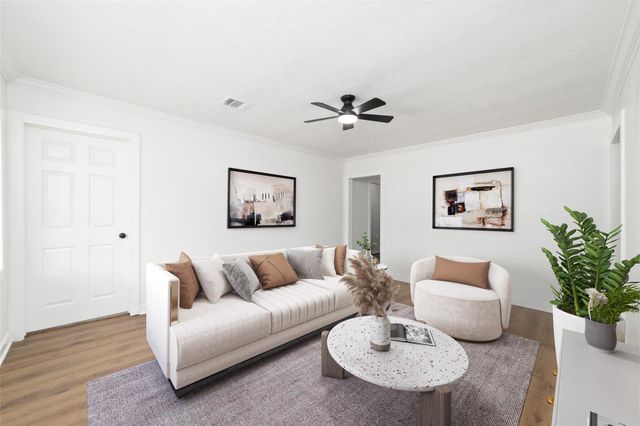 6905 Kassarine Pass, Houston, TX 77033