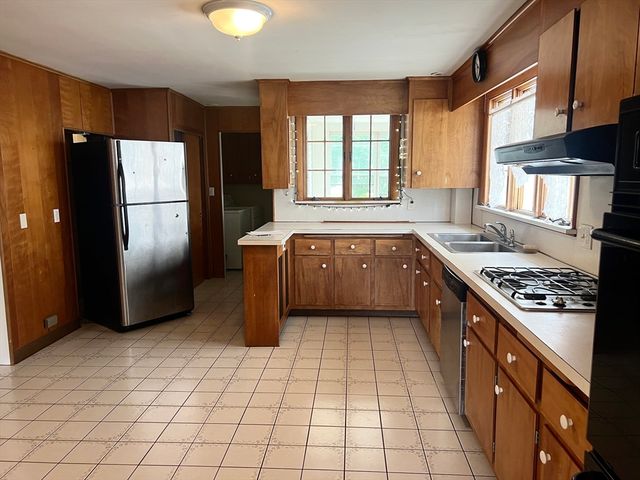 373 Winthrop St. 2, Winthrop, MA 02152