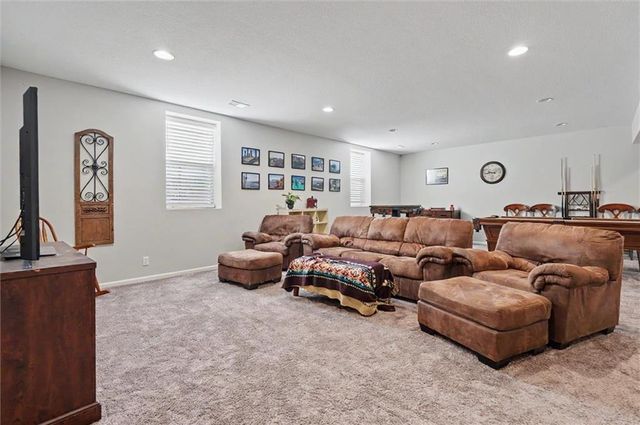 1612 Oak Street, Eudora, KS 66025