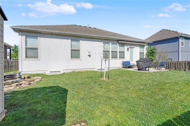 1612 Oak Street, Eudora, KS 66025