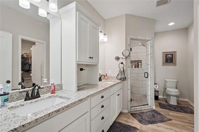 1612 Oak Street, Eudora, KS 66025