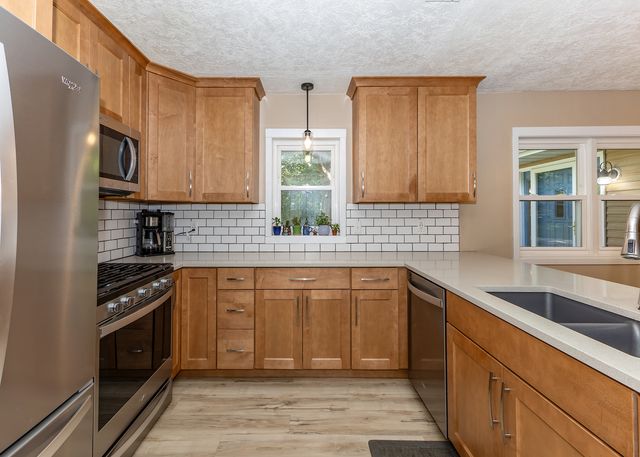 101 N Park Avenue, Geneseo, IL 61254