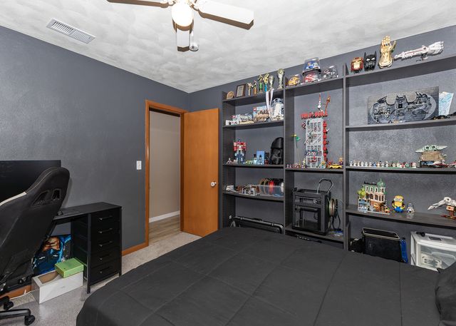 101 N Park Avenue, Geneseo, IL 61254