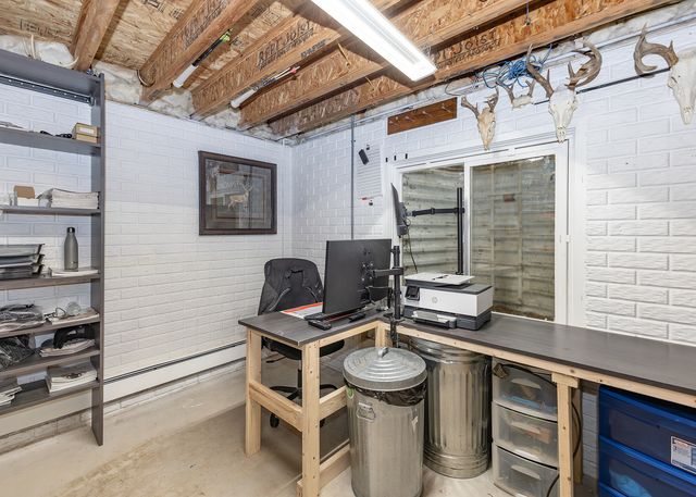 101 N Park Avenue, Geneseo, IL 61254