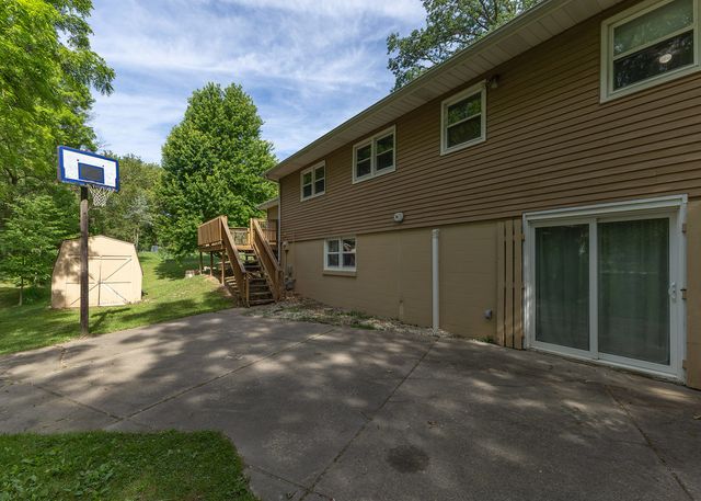 101 N Park Avenue, Geneseo, IL 61254