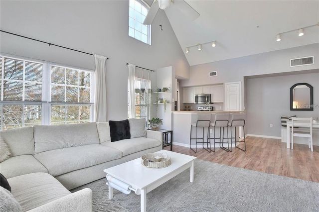 5570 ROSEHILL ROAD 204, Sarasota, FL 34233