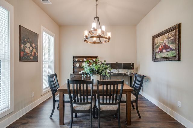 322 Mountain View Court, Sunset, TX 76270