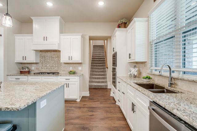 322 Mountain View Court, Sunset, TX 76270